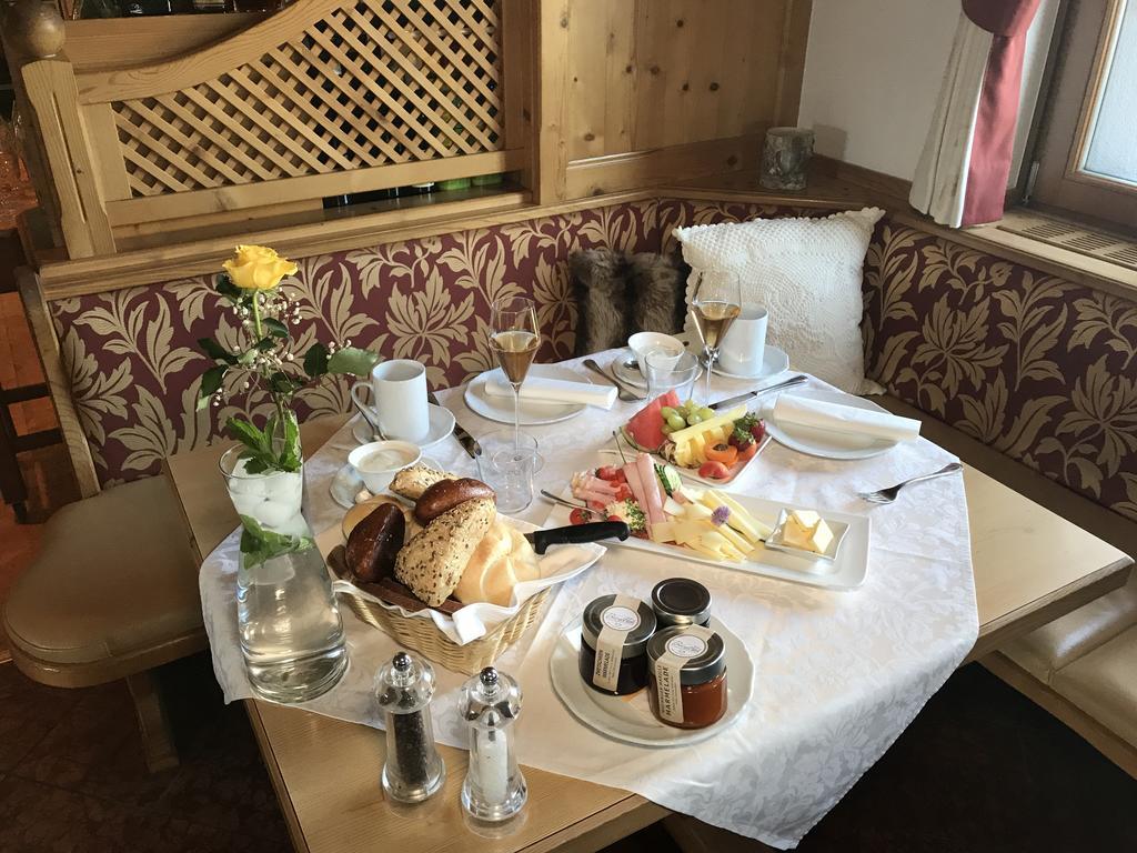 Hotel Und Alpen Apartments Mit Sauna - Buerglhoeh Bischofshofen Dış mekan fotoğraf